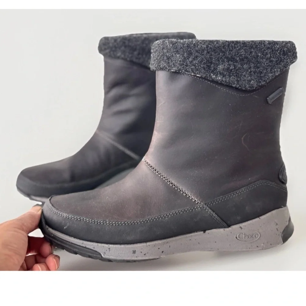 Chaco Borealis Waterproof Winter Boots Womens 8 Gray Insulated Pull On Hiking